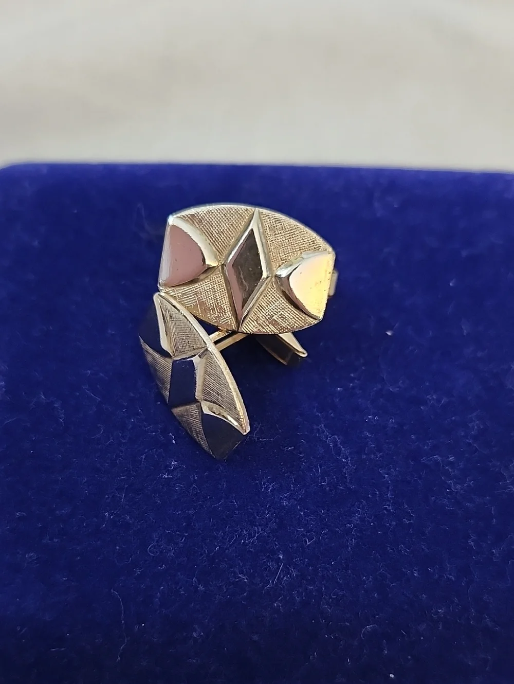 N/A 1960s retro